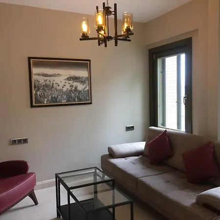 Leader Mansion Hotel&suite מלון
