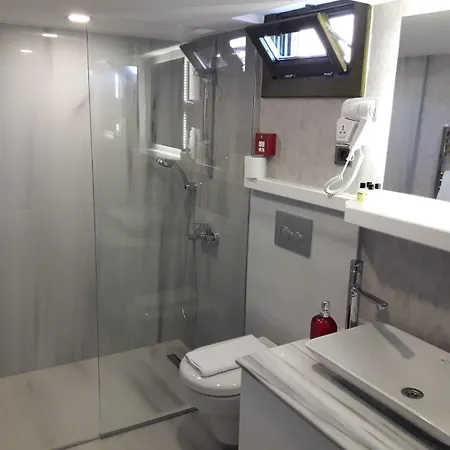 Leader Mansion Hotel&suite Hotel 2*