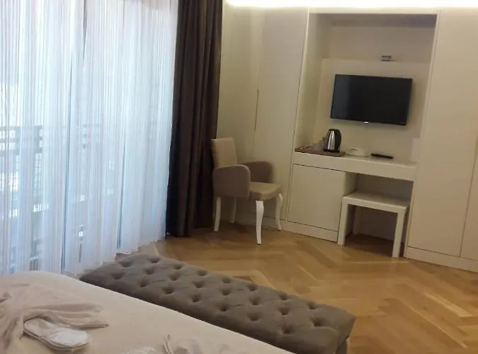 Leader Mansion Hotel&suite 2*