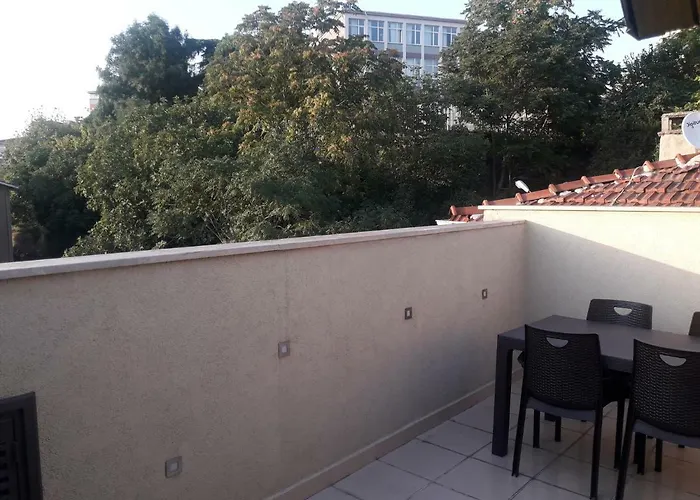 Leader Mansion Hotel&suite 2*